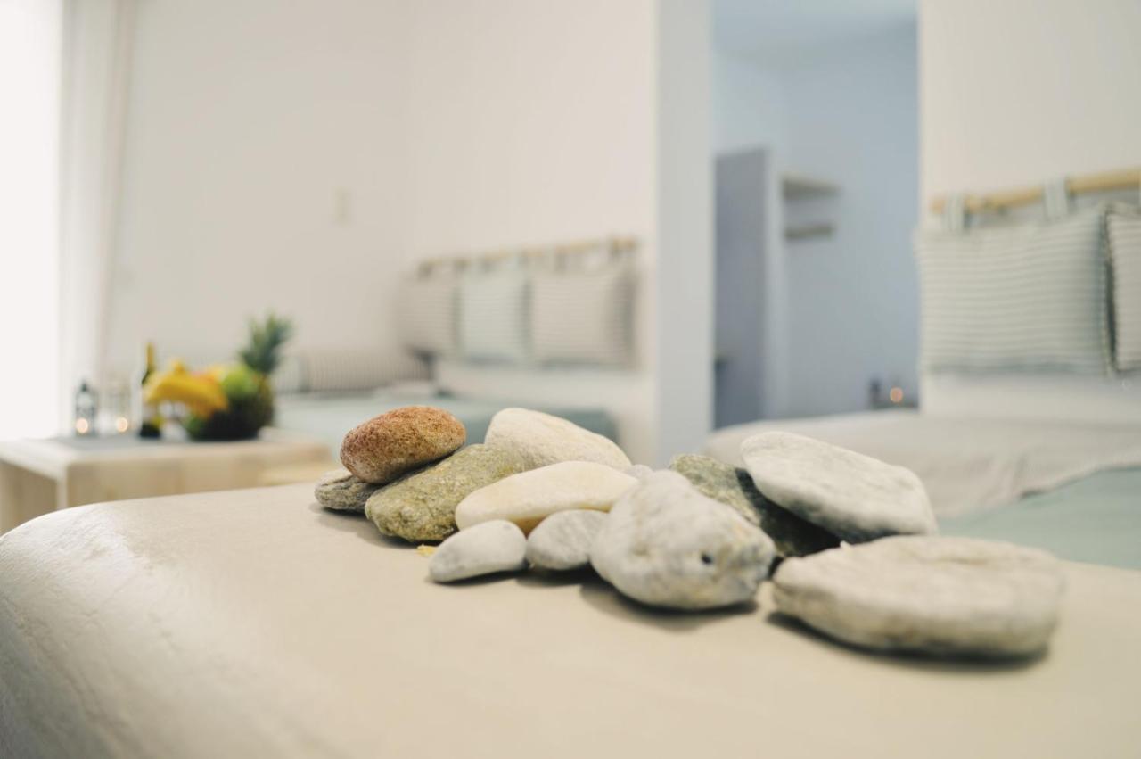 Blue Heart Luxury Suites Naxos City Exterior photo