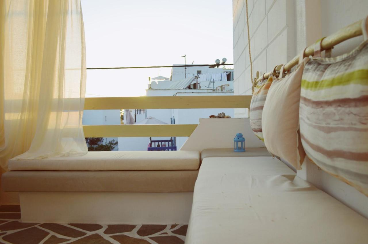 Blue Heart Luxury Suites Naxos City Exterior photo
