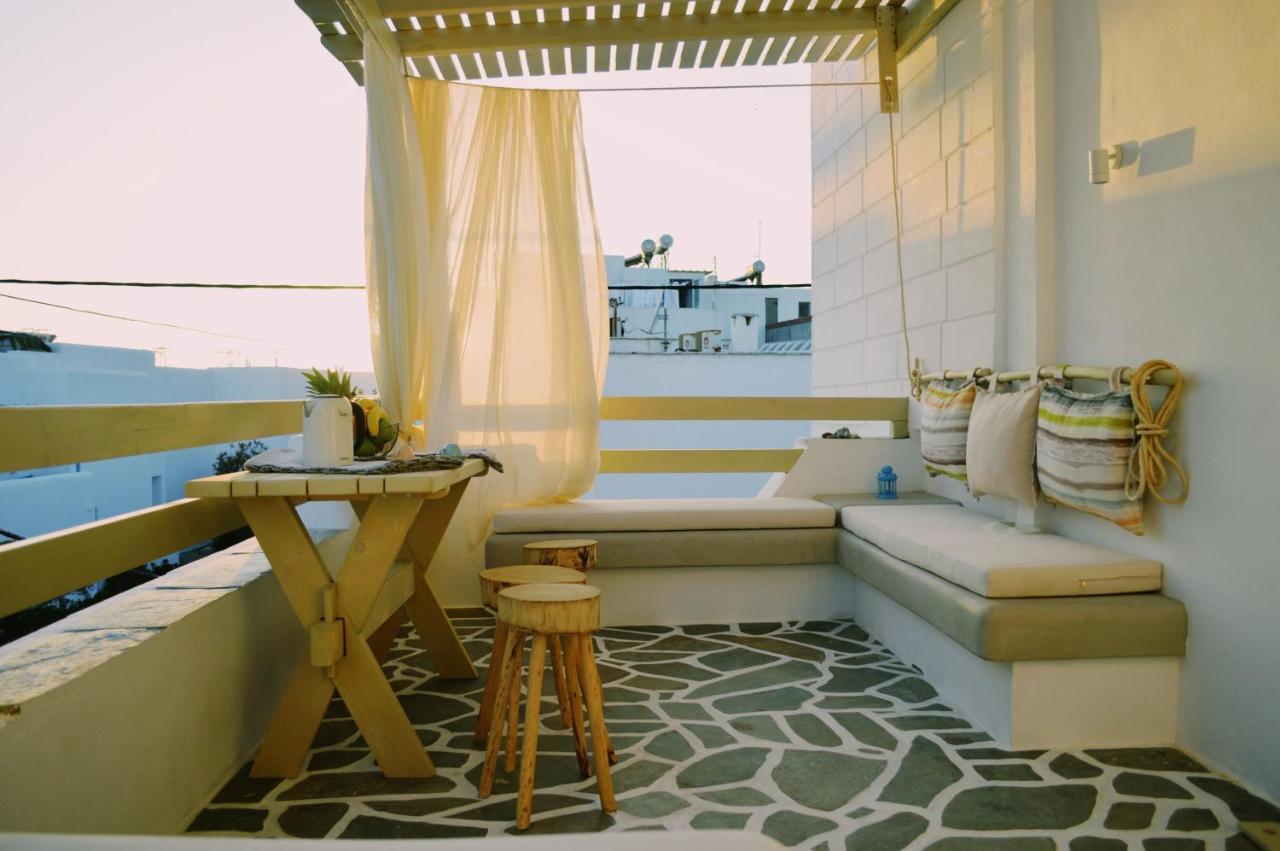 Blue Heart Luxury Suites Naxos City Exterior photo