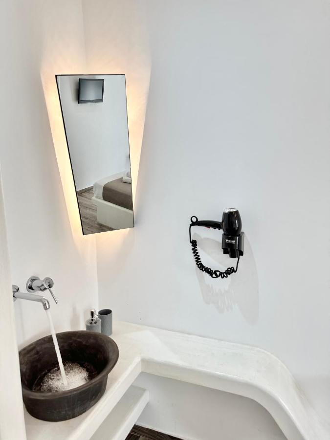Blue Heart Luxury Suites Naxos City Exterior photo