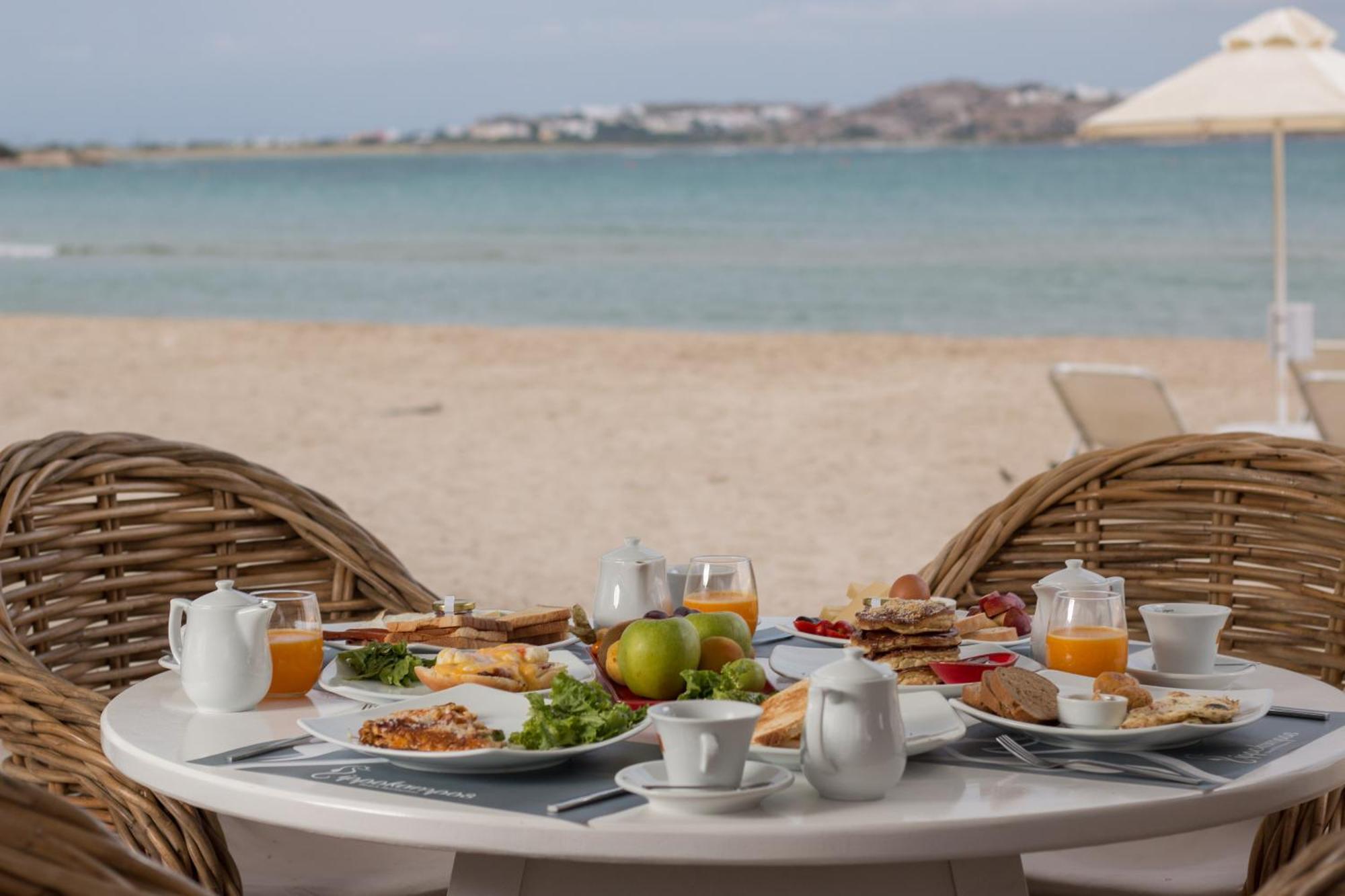 Blue Heart Luxury Suites Naxos City Exterior photo